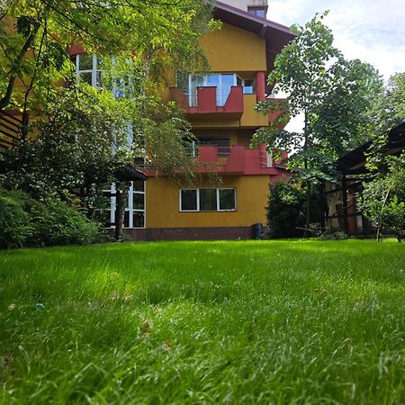 Simple Villa Rooms National Arena Self Check In Bucureşti Exterior foto
