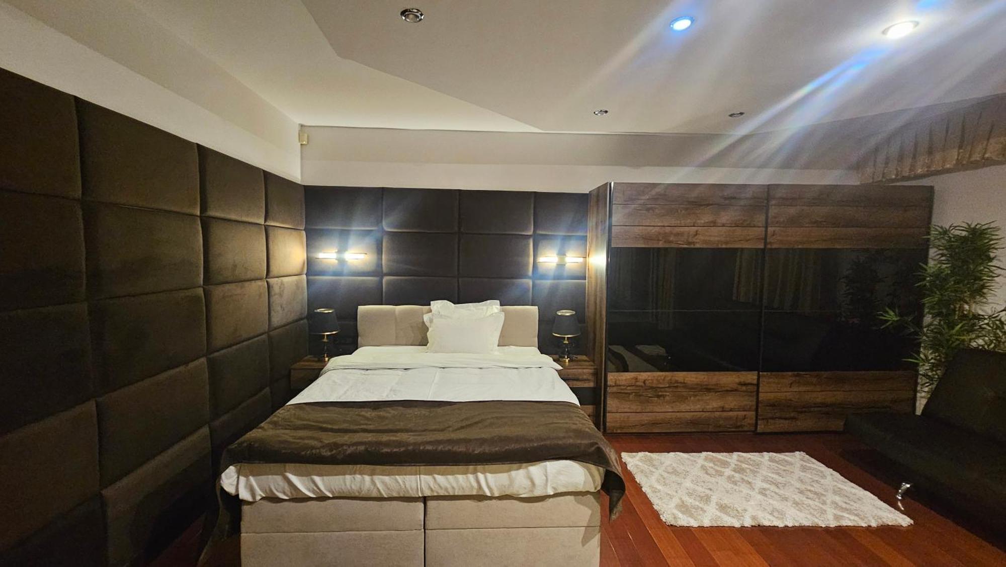 Simple Villa Rooms National Arena Self Check In Bucureşti Exterior foto